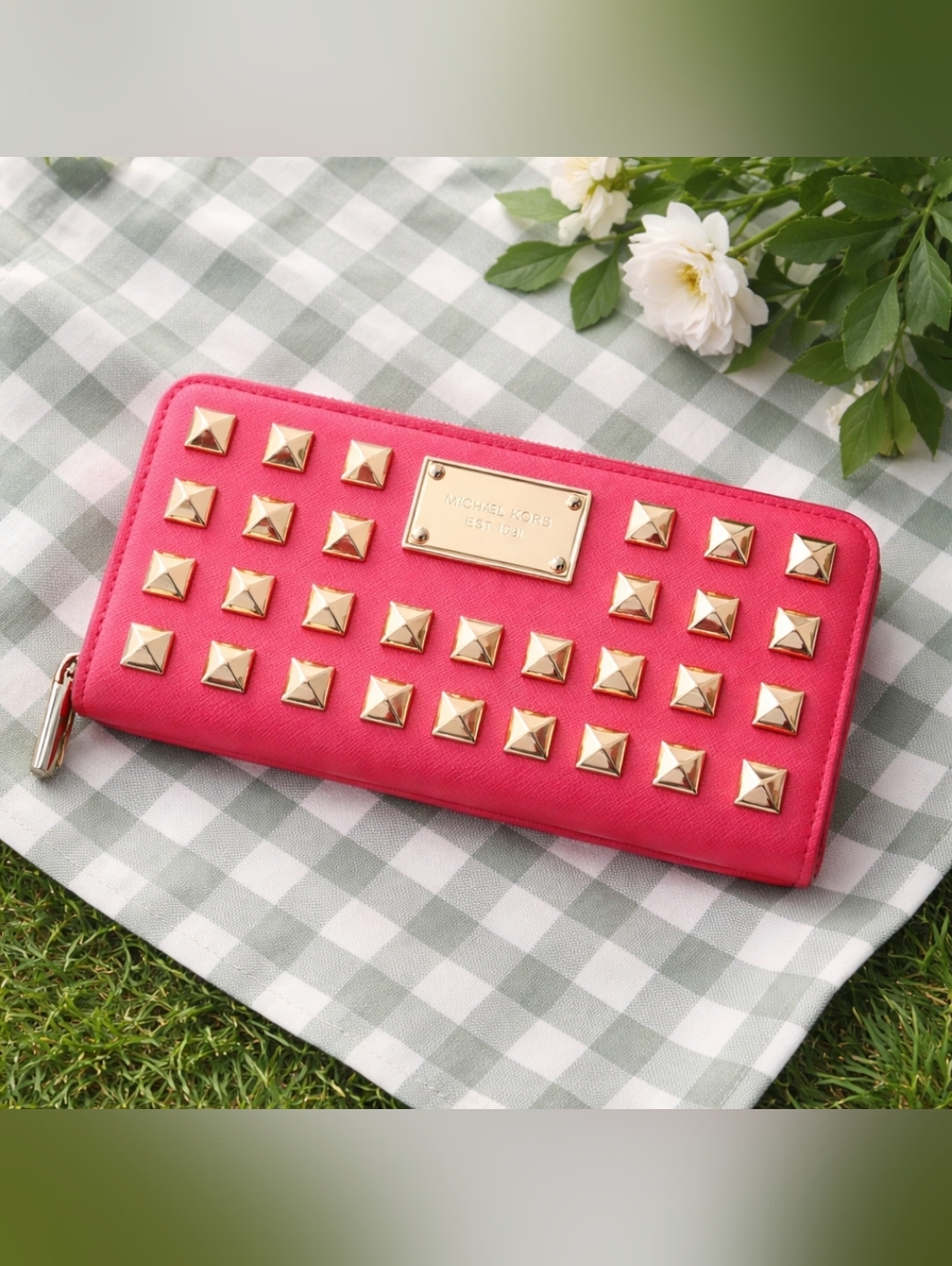 EUC Michael Kors Hot Pink Saffiano Zip Wallet with Gold Studs
